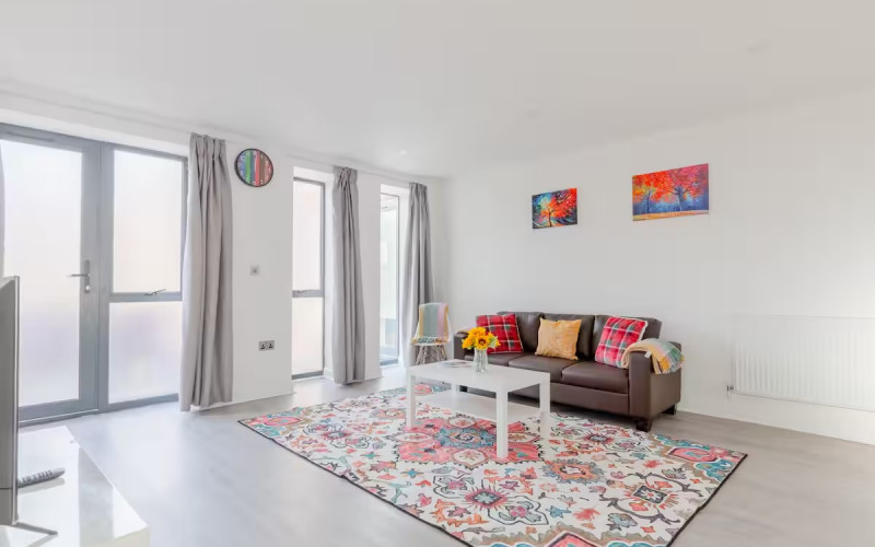 Short & Medium Terms Rental Service